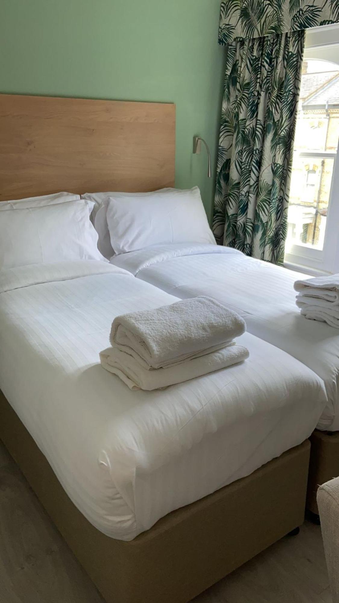 Marldon Olympia Hotel London Exterior photo